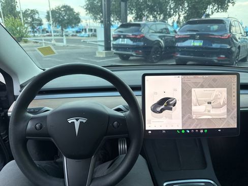 Used 2023 Tesla Model 3 Performance AWD/4WD image 11