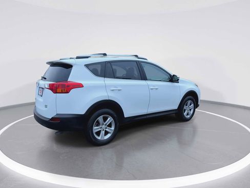 Used 2013 Toyota RAV4 XLE image 8