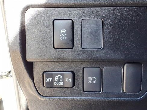 Used 2022 Toyota Tacoma TRD Sport image 22