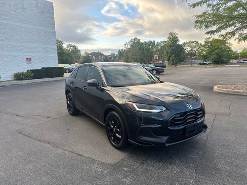 Certified 2024 Honda HR-V Sport image 2