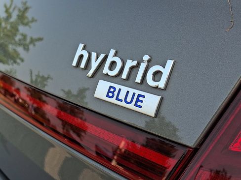 Used 2022 Hyundai Sonata Blue FWD image 30