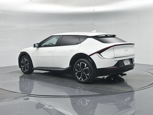 Used 2023 Kia EV6 Wind w/ Wind Technology Package AWD/4WD image 7