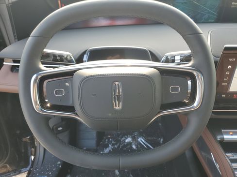 New 2026 Lincoln Nautilus Reserve w/ Jet Appearance Package image 16