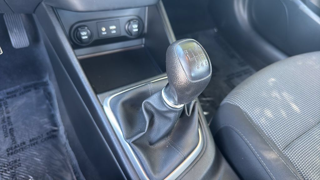 Used 2019 Hyundai Accent SE FWD image 22