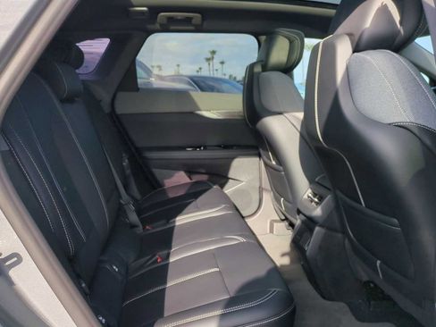 New 2025 Cadillac Optiq Luxury 1 image 26