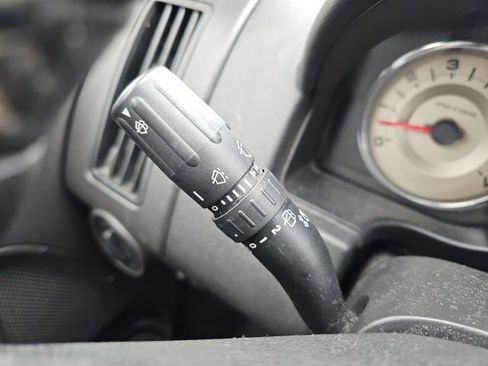 Used 2010 Ford Edge SEL image 35