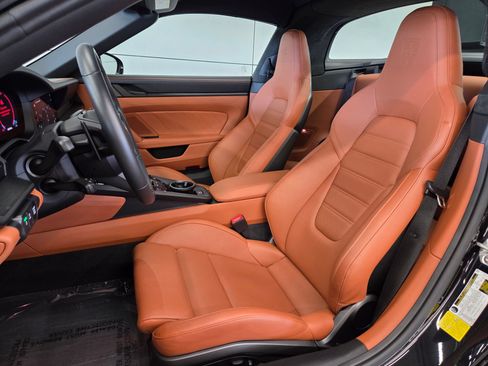 Certified 2026 Porsche 911 Targa 4 GTS AWD/4WD image 5