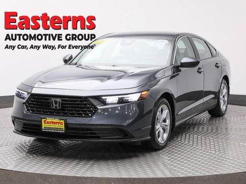 Used 2025 Honda Accord LX image 1