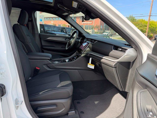 New 2027 Jeep Grand Cherokee 4WD image 26