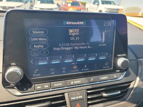 Certified 2025 Nissan Altima 2.5 SV FWD image 23