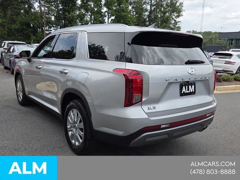 Used 2025 Hyundai Palisade SEL FWD image 3