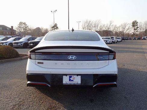Used 2024 Hyundai Sonata Limited image 5