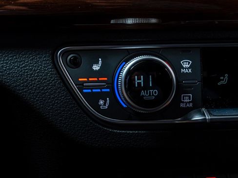 Used 2022 Audi Q5 2.0T Premium Plus image 20