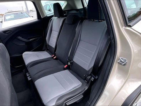 Used 2018 Ford Escape S image 18