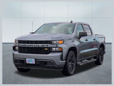 Used 2021 Chevrolet Silverado 1500 Custom w/ Safety Confidence Package image 1