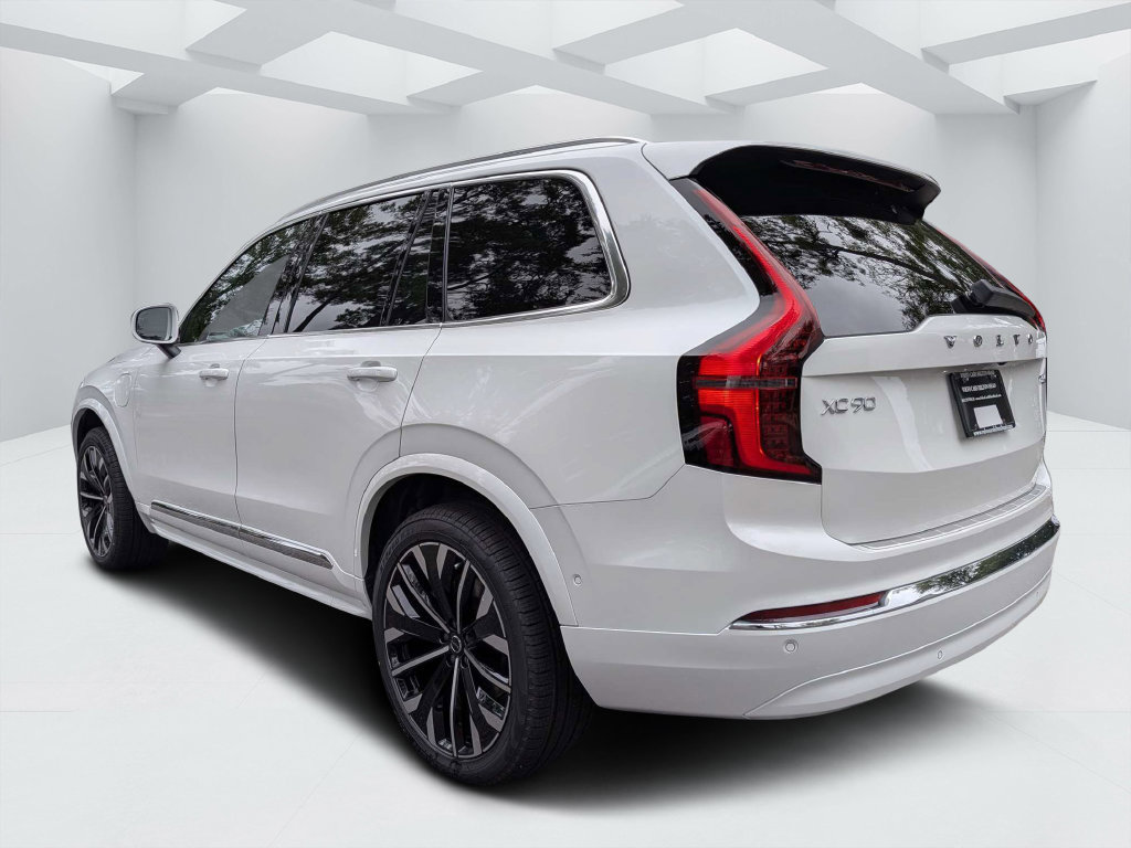 New 2027 Volvo XC90 T8 Plus AWD/4WD image 5