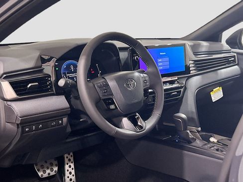 New 2026 Toyota Camry SE FWD image 10