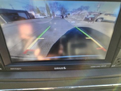 Used 2016 Dodge Grand Caravan SXT image 31