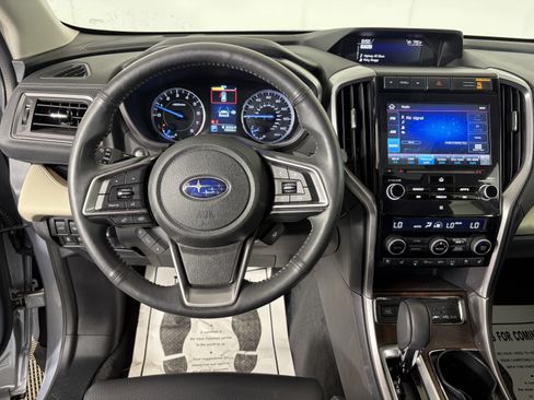 Used 2022 Subaru Ascent Touring AWD/4WD image 3