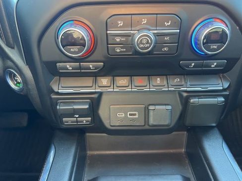 Used 2020 Chevrolet Silverado 2500 LT w/ Convenience Package image 23