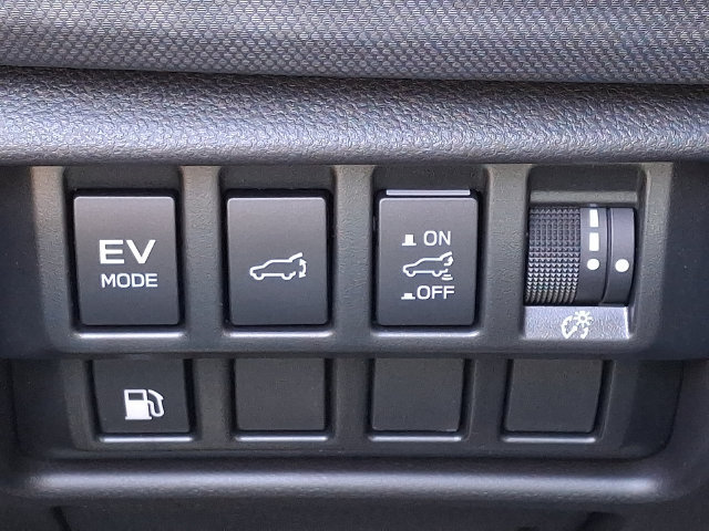 New 2026 Subaru Forester Touring AWD/4WD image 16