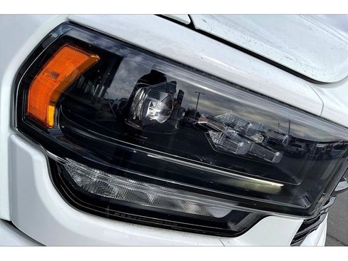 Used 2023 RAM 2500 Limited image 33