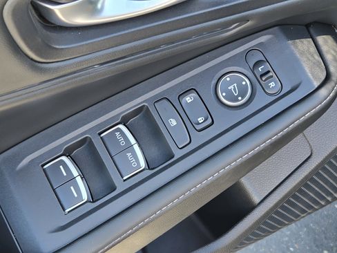 Used 2024 Honda Accord Sport image 17
