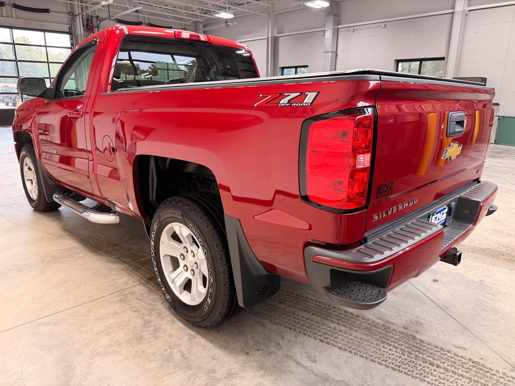 Used 2018 Chevrolet Silverado 1500 LT w/ LT Convenience Package AWD/4WD image 6