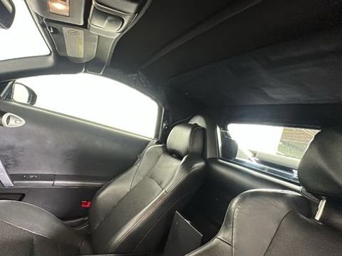 Used 2004 Nissan 350Z Touring RWD image 12