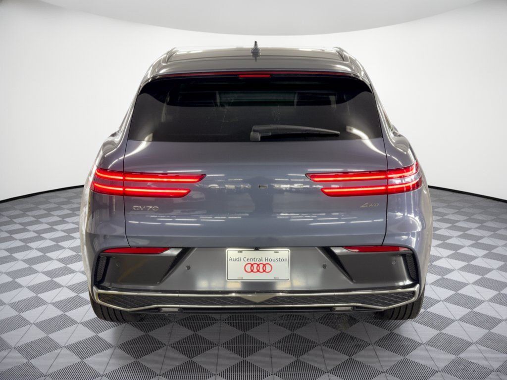 Used 2026 Genesis GV70 2.5T Advanced AWD/4WD image 11