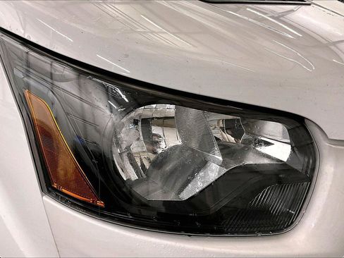 Used 2024 Ford Transit 250 148 High Roof Extended image 26