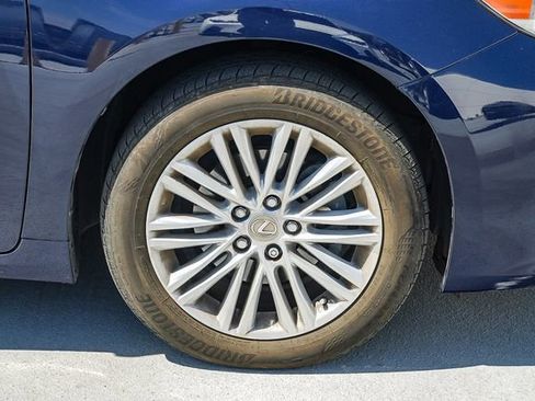 Used 2013 Lexus ES 350 w/ Premium Pkg FWD image 11