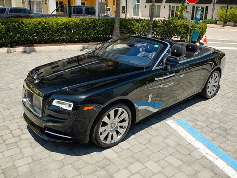 Used 2016 Rolls-Royce Dawn image 43