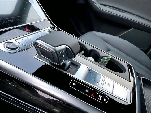 New 2026 Audi Q7 3.0T Premium Plus AWD/4WD image 13