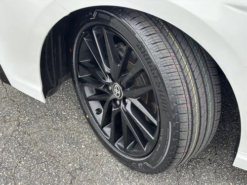 Used 2024 Toyota Camry XSE w/ Navigation Package image 27