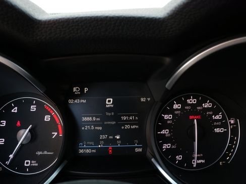 Used 2020 Alfa Romeo Stelvio Ti w/ Active Blind Spot Package image 27