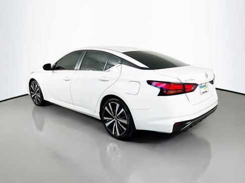 Used 2021 Nissan Altima 2.5 SR image 6
