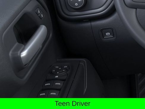 New 2026 Chevrolet Silverado 1500 Custom AWD/4WD image 24