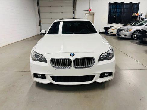 Used 2014 BMW 550i xDrive Sedan AWD/4WD image 2