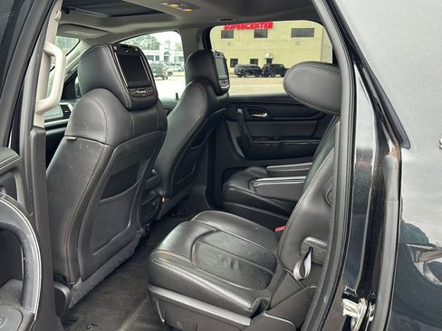 Used 2015 GMC Acadia SLT image 8