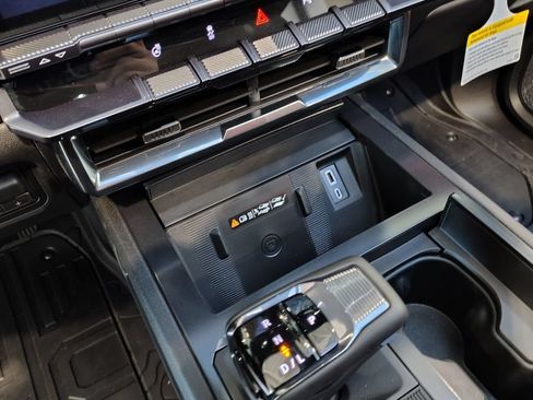 New 2026 GMC Hummer EV 3X w/ Carbon Fiber Edition Package AWD/4WD image 36