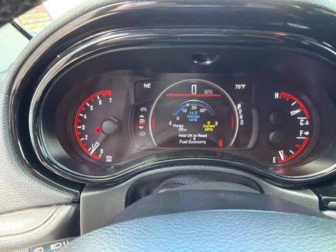 Used 2022 Dodge Durango SXT AWD/4WD image 13