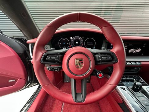 Certified 2025 Porsche 911 Carrera RWD image 23
