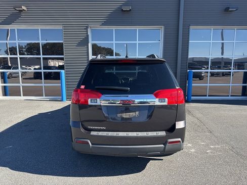 Used 2014 GMC Terrain SLE w/ Chrome Package image 3