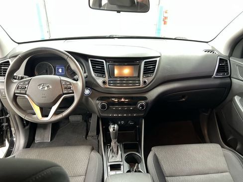 Used 2017 Hyundai Tucson Sport w/ Cargo Package FWD image 10