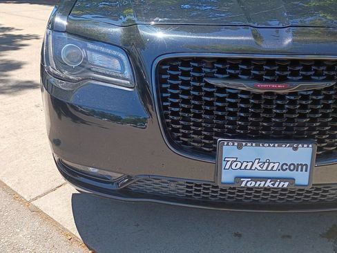 Used 2023 Chrysler 300 S RWD image 10