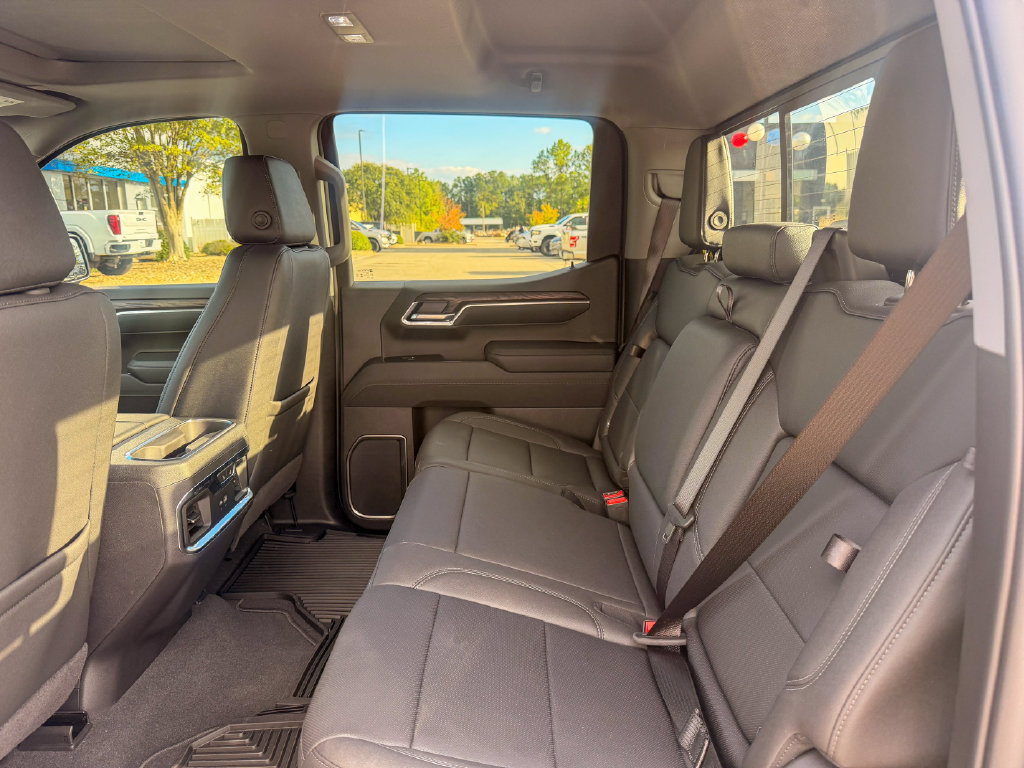 Used 2026 GMC Sierra 1500 SLT w/ SLT Premium Plus Package AWD/4WD image 14