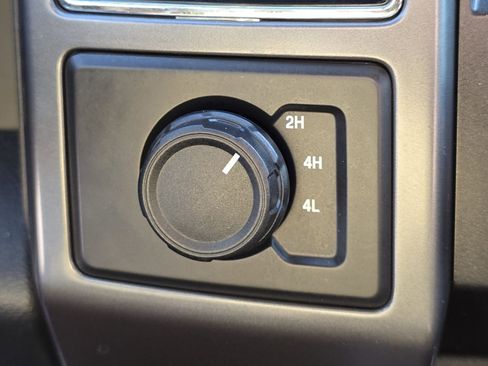 Used 2020 Ford F150 XLT w/ Equipment Group 302A Luxury image 8