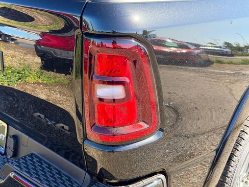 New 2026 RAM 1500 Big Horn AWD/4WD image 7