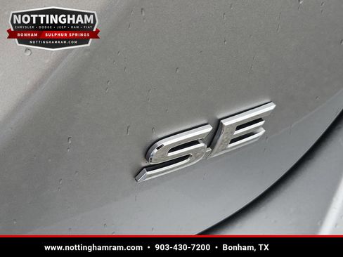 Used 2024 Toyota Camry SE w/ Convenience Package FWD image 9